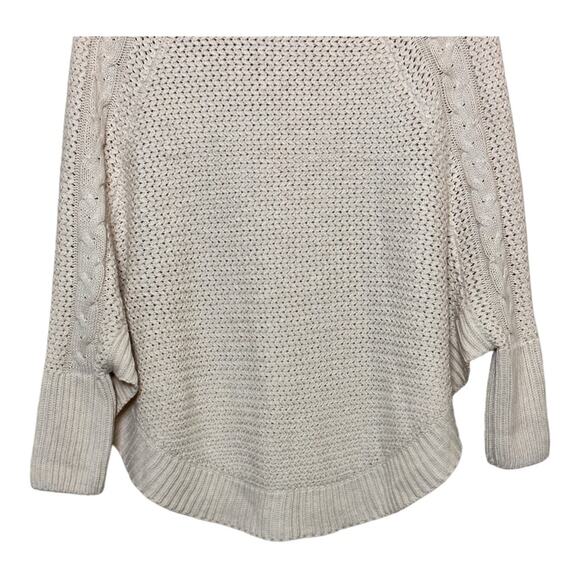 Ugg Maribeth Cable Knit Wool Blend Cocoon Sweater Cape Size Small - Picture 8 of 8